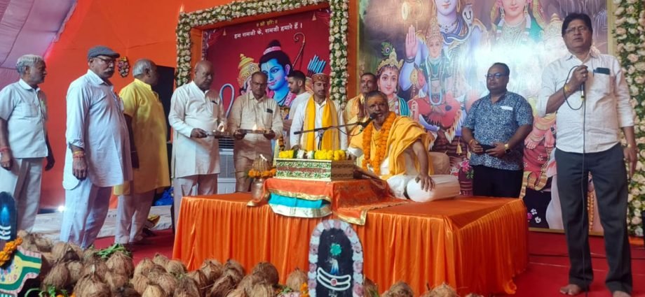 KOTPUTLI-BEHROR: कोटपूतली में शिव महापुराण कथा जारी, कथावाचक राधेश्याम महाराज ने कहा-राम की कृपा के बिना कुछ भी संभव नहीं KOTPUTLI-BEHROR: कोटपूतली में शिव महापुराण कथा जारी, कथावाचक राधेश्याम महाराज ने कहा-राम की कृपा के बिना कुछ भी संभव नहीं