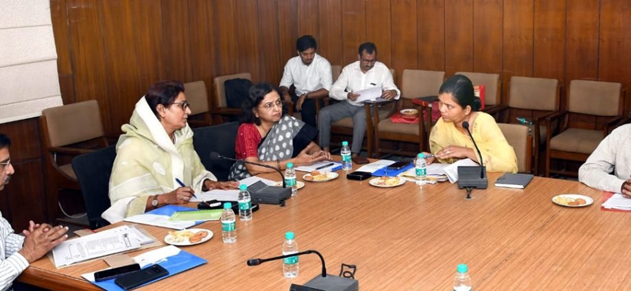 भिवाड़ी: उद्योग एवं वाणिज्य मंत्री की अध्यक्षता में भिवाड़ी इंटीग्रेटेड विकास प्राधिकरण (बीड़ा) की आठवीं बैठक आयोजित भिवाड़ी: उद्योग एवं वाणिज्य मंत्री की अध्यक्षता में भिवाड़ी इंटीग्रेटेड विकास प्राधिकरण (बीड़ा) की आठवीं बैठक आयोजित