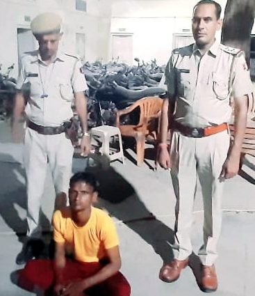 KOTPUTLI-BEHROR: कोटपूतली पुलिस की कार्रवाई, अवैध मादक पदार्थ सहित एक आरोपी को दबोचा KOTPUTLI-BEHROR: कोटपूतली पुलिस की कार्रवाई, अवैध मादक पदार्थ सहित एक आरोपी को दबोचा