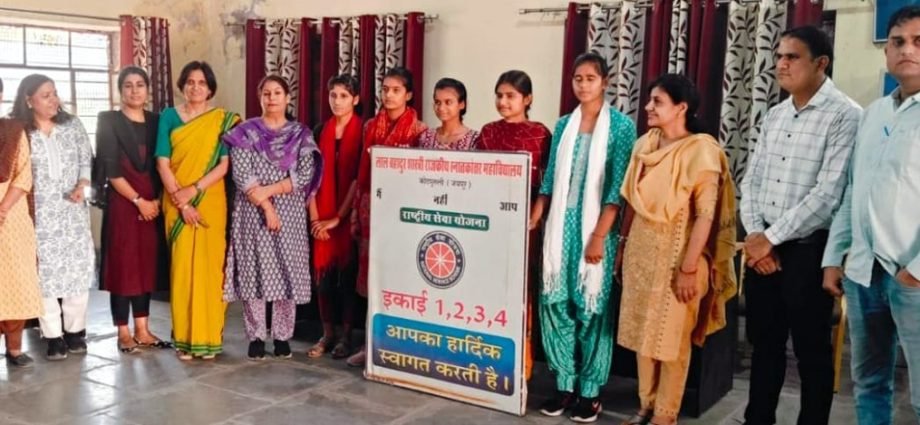 KOTPUTLI-BEHROR: कोटपूतली के राजकीय एलबीएस पीजी कॉलेज में खादी महोत्सव के तहत प्रतियोगिताओं का आयोजन KOTPUTLI-BEHROR: कोटपूतली के राजकीय एलबीएस पीजी कॉलेज में खादी महोत्सव के तहत प्रतियोगिताओं का आयोजन