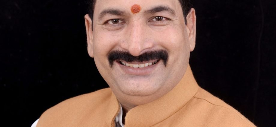 KOTPUTLI-BEHROR: Rajasthan Assembly Election 2023: कोटपूतली में बगावत के सुर तेज, भाजपा के मुकेश गोयल ने किया निर्दलीय चुनाव लडऩे का एलान, टिकट नहीं मिलने पर नाराज होकर की घोषणा KOTPUTLI-BEHROR: Rajasthan Assembly Election 2023: कोटपूतली में बगावत के सुर तेज, भाजपा के मुकेश गोयल ने किया निर्दलीय चुनाव लडऩे का एलान, टिकट नहीं मिलने पर नाराज होकर की घोषणा