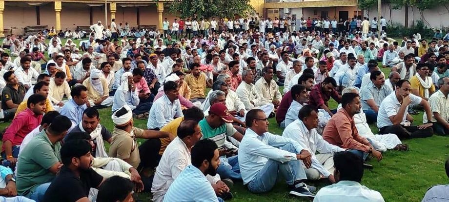 KOTPUTLI ASSEMBLY ELECTION 2023-विधानसभा चुनाव: कोटपूतली भाजपा में विद्रोह की संभावना प्रबल, यदि ऐसा हुआ तो भरपाई के लिए तैयार रहे भाजपा, टिकट वितरण से नाराज मुकेश गोयल के समर्थकों में रोष व्याप्त KOTPUTLI ASSEMBLY ELECTION 2023-विधानसभा चुनाव: कोटपूतली भाजपा में विद्रोह की संभावना प्रबल, यदि ऐसा हुआ तो भरपाई के लिए तैयार रहे भाजपा, टिकट वितरण से नाराज मुकेश गोयल के समर्थकों में रोष व्याप्त