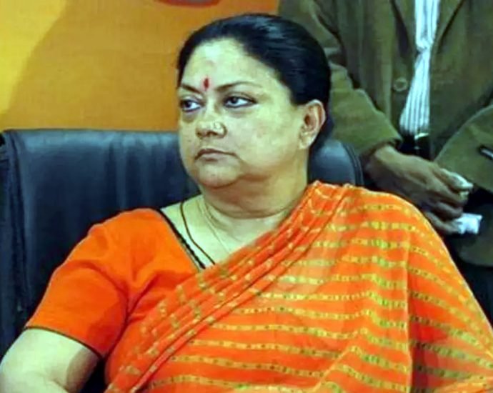 JAIPUR: वसुंधरा राजे के भविष्य पर असमंजस, पिछले दो दिनों से दिल्ली में सक्रिय JAIPUR: वसुंधरा राजे के भविष्य पर असमंजस, पिछले दो दिनों से दिल्ली में सक्रिय