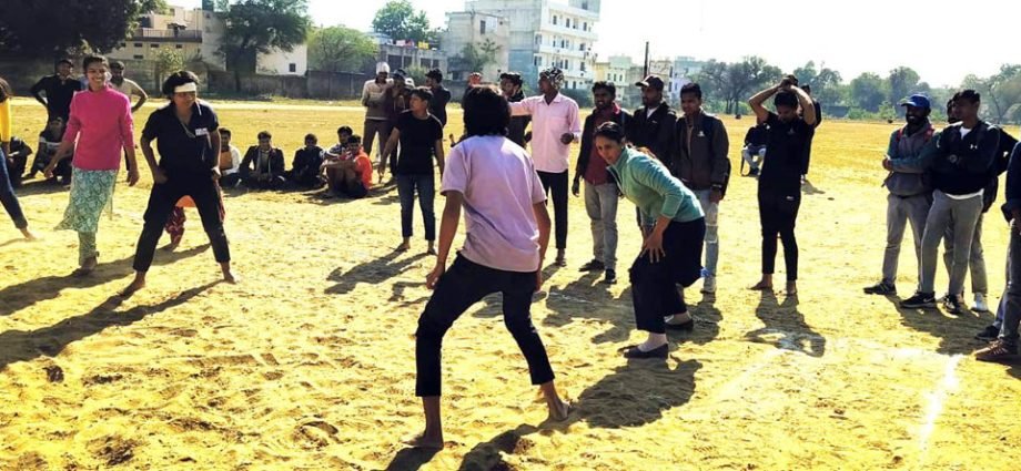 KOTPUTLI-BEHROR: खेल सप्ताह के पांचवें दिन कबड्डी प्रतियोगिता KOTPUTLI-BEHROR: खेल सप्ताह के पांचवें दिन कबड्डी प्रतियोगिता