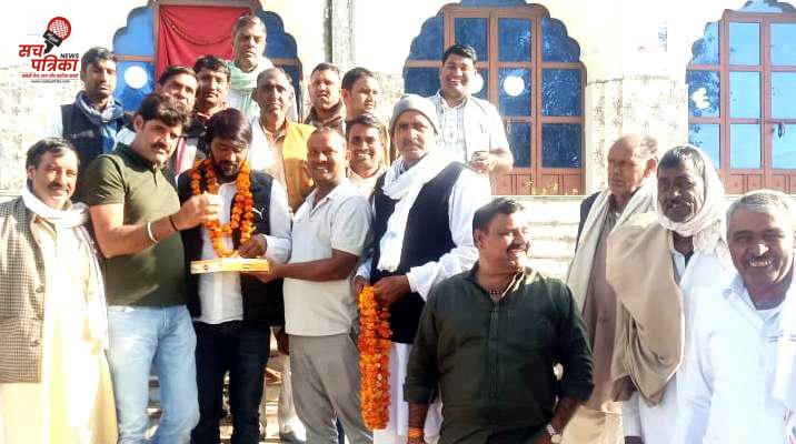 KOTPUTLI-BEHROR: श्री देवनारायण मंदिर सेवा समिति आम सभा, पन्नाराम कसाना अध्यक्ष नियुक्त