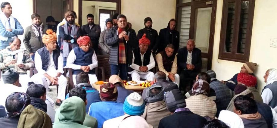 KOTPUTLI-BEHROR: पूरी मजबूती के साथ लोकसभा चुनाव में उतरेगी कांग्रेस: यादव, कांग्रेस कार्यकर्ताओं व पदाधिकारियों की बैठक आयोजित KOTPUTLI-BEHROR: पूरी मजबूती के साथ लोकसभा चुनाव में उतरेगी कांग्रेस: यादव, कांग्रेस कार्यकर्ताओं व पदाधिकारियों की बैठक आयोजित