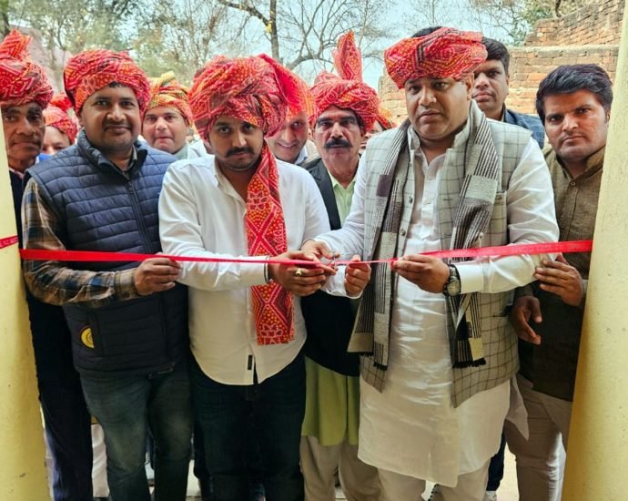 KOTPUTLI-BEHROR: कक्षा कक्ष का लोकार्पण, वार्षिकोत्सव भी मनाया KOTPUTLI-BEHROR: कक्षा कक्ष का लोकार्पण, वार्षिकोत्सव भी मनाया