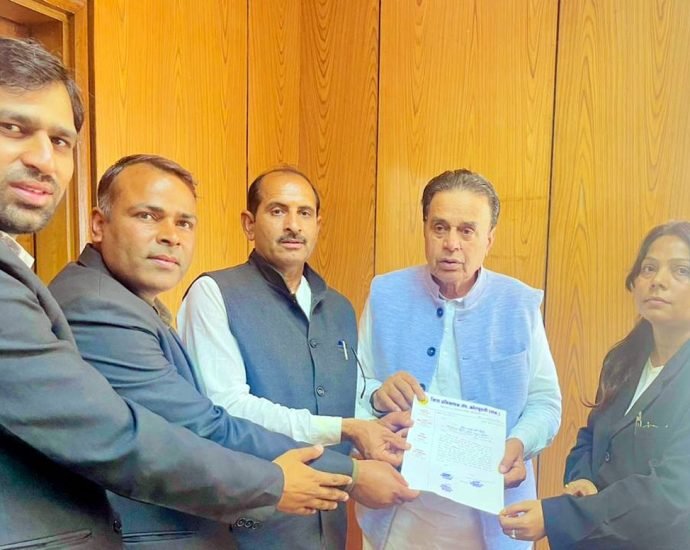 KOTPUTLI-BEHROR: नई अदालतों को मंजूरी दिलाने की मांग KOTPUTLI-BEHROR: नई अदालतों को मंजूरी दिलाने की मांग