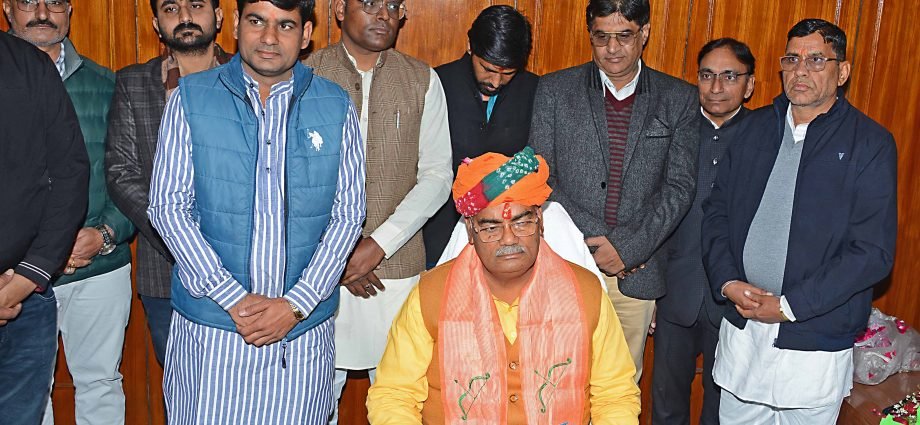 JAIPUR: कैबिनेट मंत्री मदन दिलावर ने ग्रहण किया पदभार JAIPUR: कैबिनेट मंत्री मदन दिलावर ने ग्रहण किया पदभार