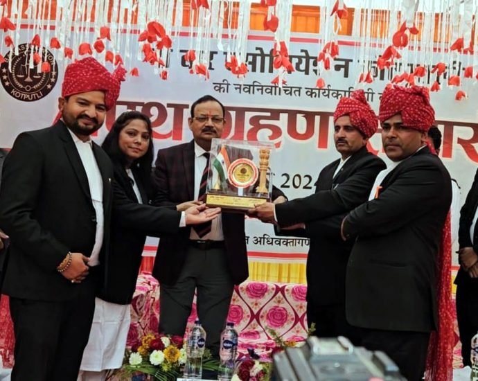 KOTPUTLI-BEHROR: जागरुक बनें और कानून का सहारा लें: न्यायाधिपति KOTPUTLI-BEHROR: जागरुक बनें और कानून का सहारा लें: न्यायाधिपति