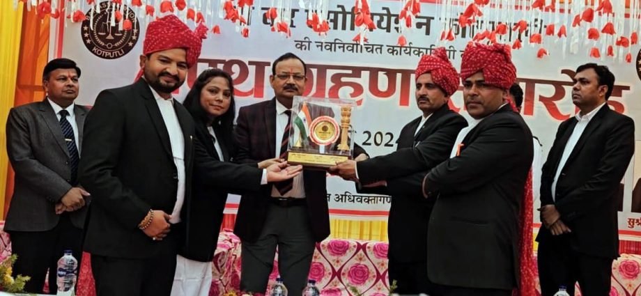 KOTPUTLI-BEHROR: जागरुक बनें और कानून का सहारा लें: न्यायाधिपति KOTPUTLI-BEHROR: जागरुक बनें और कानून का सहारा लें: न्यायाधिपति