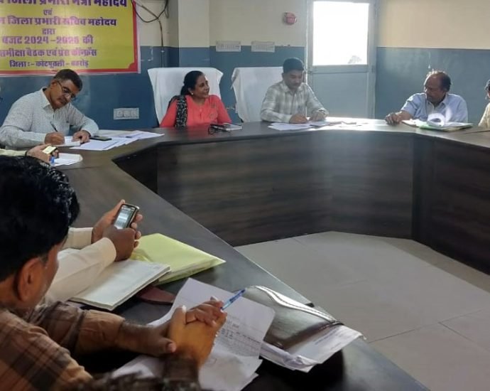 KOTPUTLI-BEHROR: बजट घोषणाओं के कार्य जल्द पूरा करें: कलेक्टर KOTPUTLI-BEHROR: बजट घोषणाओं के कार्य जल्द पूरा करें: कलेक्टर