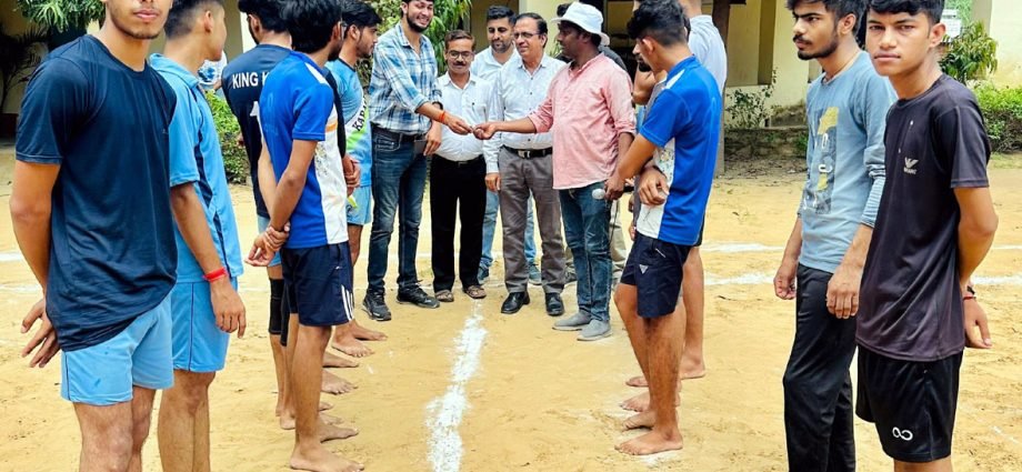 KOTPUTLI-BEHROR: कृषि महाविद्यालय में खेल सप्ताह का आगाज KOTPUTLI-BEHROR: कृषि महाविद्यालय में खेल सप्ताह का आगाज