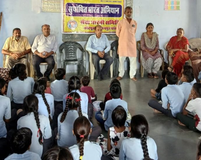 KOTPUTLI-BEHROR: पौष्टिक भोजन व नियमित व्यायाम पर दिया जोर KOTPUTLI-BEHROR: पौष्टिक भोजन व नियमित व्यायाम पर दिया जोर