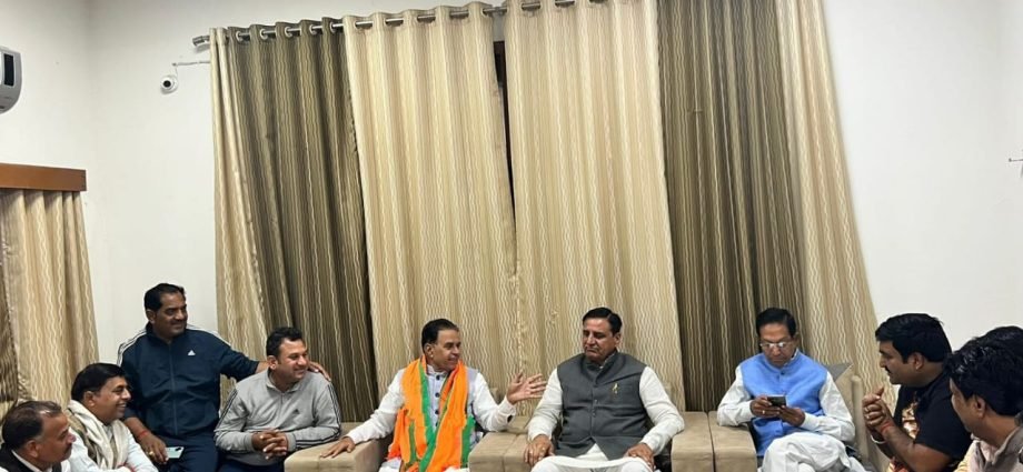 JAIPUR: प्रदेश सरकार के एक वर्ष पूर्ण होने के उपलक्ष में प्रदेशवासियों को मिलेंगी बेहतरीन सौगात JAIPUR: प्रदेश सरकार के एक वर्ष पूर्ण होने के उपलक्ष में प्रदेशवासियों को मिलेंगी बेहतरीन सौगात