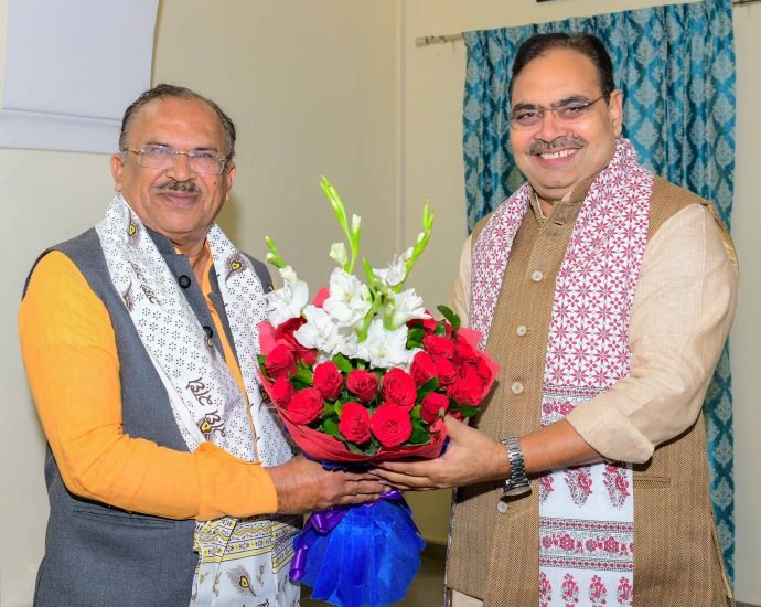 JAIPUR: मुख्यमंत्री भजनलाल शर्मा की विधानसभा अध्यक्ष से मुलाकात JAIPUR: मुख्यमंत्री भजनलाल शर्मा की विधानसभा अध्यक्ष से मुलाकात