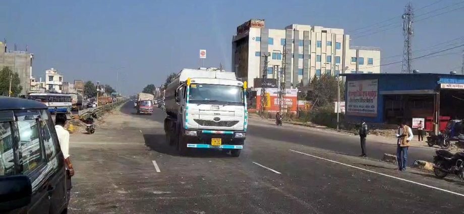 KOTPUTLI-BEHROR: वाहन चालकों के लिए गुड न्यूज: चालू हो गया पूतली फ्लाईओवर KOTPUTLI-BEHROR: वाहन चालकों के लिए गुड न्यूज: चालू हो गया पूतली फ्लाईओवर