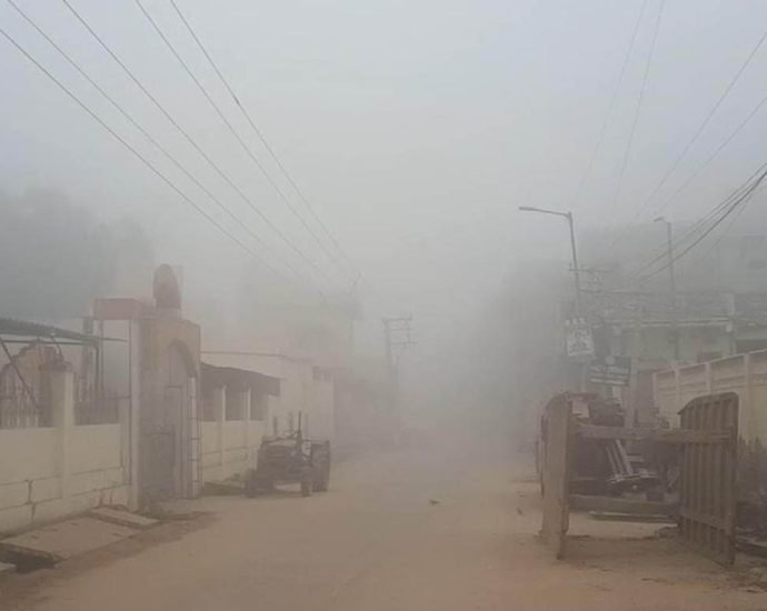 KOTPUTLI-BEHROR: शीतलहर के बीच बारिश, किसानों के खिले चेहरे KOTPUTLI-BEHROR: शीतलहर के बीच बारिश, किसानों के खिले चेहरे