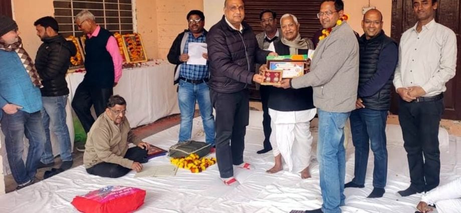 KOTPUTLI-BEHROR: अग्रवाल चौधरी संगठन समिति का 67वां अधिवेशन KOTPUTLI-BEHROR: अग्रवाल चौधरी संगठन समिति का 67वां अधिवेशन