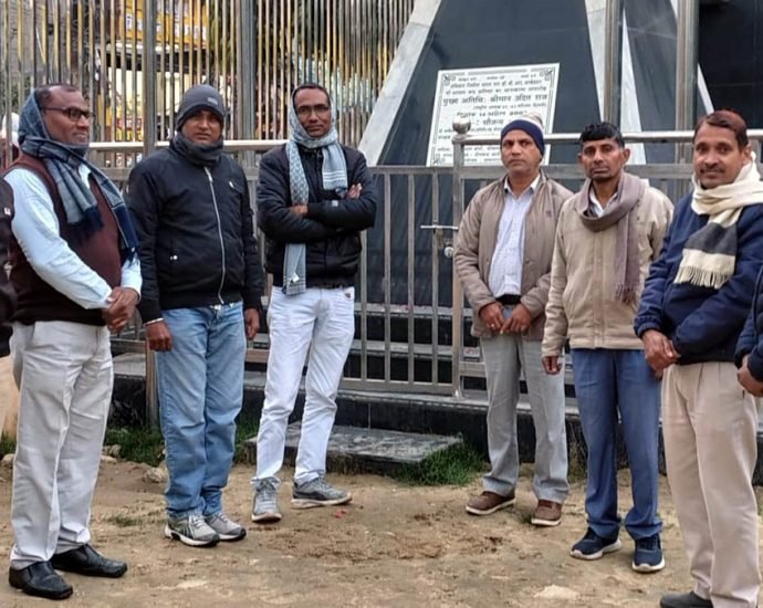 KOTPUTLI-BEHROR: शिक्षक नेताओं की बैठक, शिक्षक सम्मेलन पर चर्चा KOTPUTLI-BEHROR: शिक्षक नेताओं की बैठक, शिक्षक सम्मेलन पर चर्चा