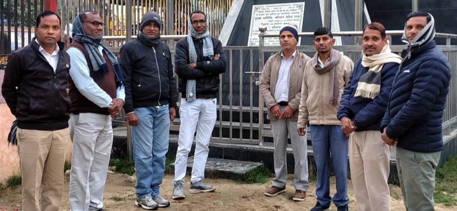 KOTPUTLI-BEHROR: शिक्षक नेताओं की बैठक, शिक्षक सम्मेलन पर चर्चा KOTPUTLI-BEHROR: शिक्षक नेताओं की बैठक, शिक्षक सम्मेलन पर चर्चा