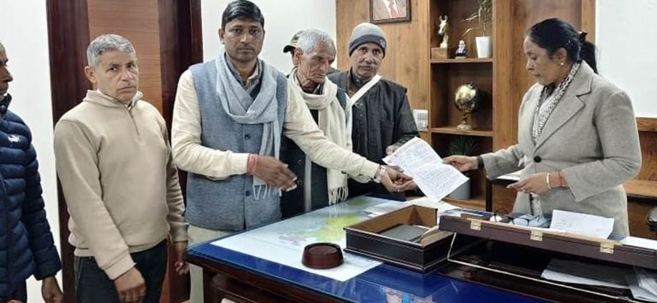 KOTPUTLI-BEHROR: भारतीय किसान संघ की बैठक, कलेक्टर को ज्ञापन KOTPUTLI-BEHROR: भारतीय किसान संघ की बैठक, कलेक्टर को ज्ञापन