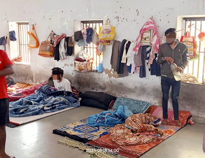 KOTPUTLI-BEHROR: जेल की सुरक्षा में खिलवाड़, मिली भारी अनियमितताएं KOTPUTLI-BEHROR: जेल की सुरक्षा में खिलवाड़, मिली भारी अनियमितताएं