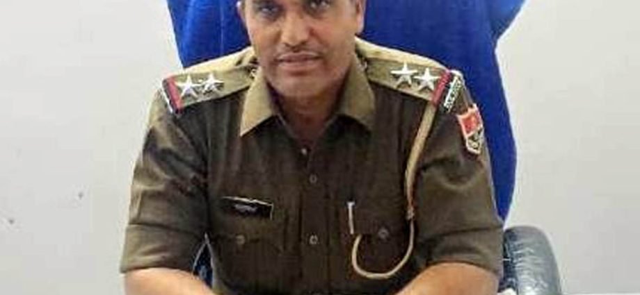 KOTPUTLI-BEHROR: सरुंड थाने के नए एसएचओ बाबूलाल ने संभाला कार्यभार KOTPUTLI-BEHROR: सरुंड थाने के नए एसएचओ बाबूलाल ने संभाला कार्यभार