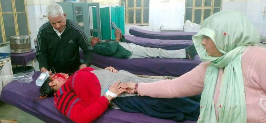 KOTPUTLI-BEHROR: जमीनी विवाद में मारपीट, दंपत्ति हुआ जख्मी KOTPUTLI-BEHROR: जमीनी विवाद में मारपीट, दंपत्ति हुआ जख्मी