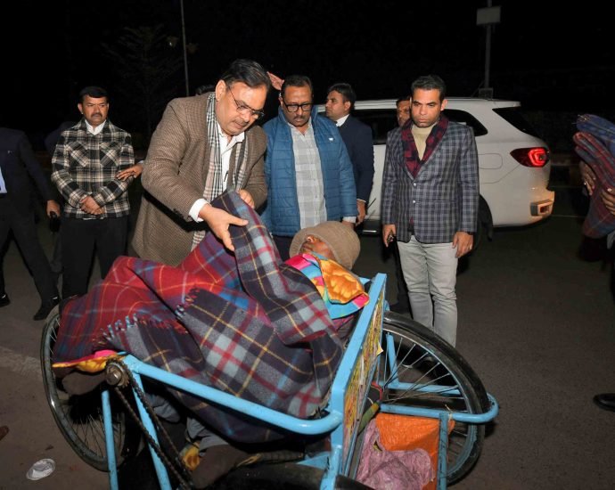 JAIPUR: मुख्यमंत्री भजनलाल शर्मा ने जयपुर शहर में रैन बसेरे का किया निरीक्षण JAIPUR: मुख्यमंत्री भजनलाल शर्मा ने जयपुर शहर में रैन बसेरे का किया निरीक्षण