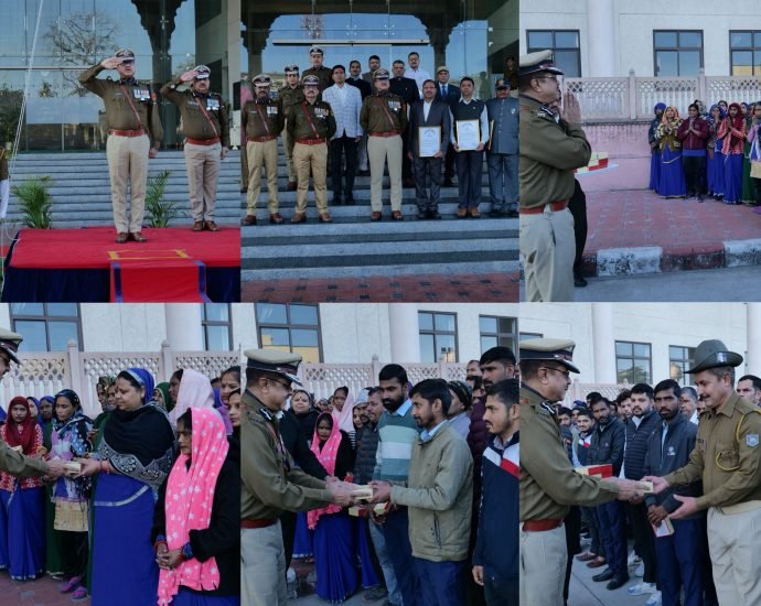 JAIPUR: गणतंत्र दिवस-2025 —पुलिस मुख्यालय में शान से लहराया तिरंगा JAIPUR: गणतंत्र दिवस-2025 —पुलिस मुख्यालय में शान से लहराया तिरंगा