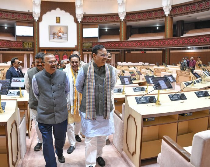 JAIPUR: मुख्यमंत्री भजनलाल शर्मा ने विधानसभा के नए परिवेश का किया अवलोकन JAIPUR: मुख्यमंत्री भजनलाल शर्मा ने विधानसभा के नए परिवेश का किया अवलोकन