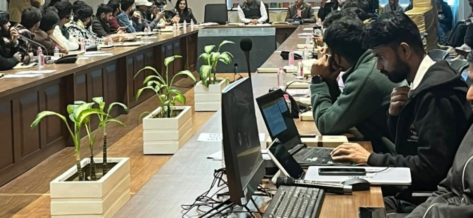 JAIPUR: ‘फ्रेंड्स ऑफ राजसखी’ सोशल मीडिया इन्फ्लुएंसर्स वर्कशॉप का आयोजन JAIPUR: ‘फ्रेंड्स ऑफ राजसखी’ सोशल मीडिया इन्फ्लुएंसर्स वर्कशॉप का आयोजन