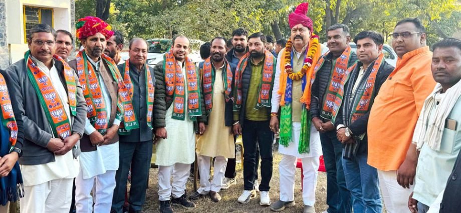 KOTPUTLI-BEHROR: आगामी निकाय व पंचायत चुनाव की तैयारियों पर मंथन