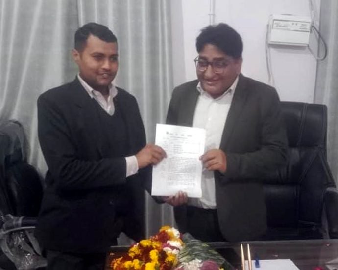 KOTPUTLI-BEHROR: पीएचसी रघुनाथपुरा को सीएचसी में क्रमोन्नत कराने की मांग KOTPUTLI-BEHROR: पीएचसी रघुनाथपुरा को सीएचसी में क्रमोन्नत कराने की मांग