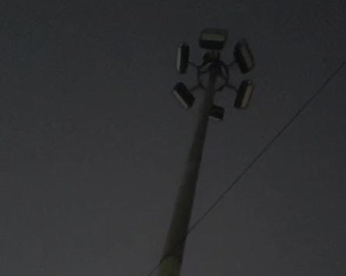 KOTPUTLI-BEHROR: अंधेरे में डूबी है कोटपूतली की हृदयस्थली KOTPUTLI-BEHROR: अंधेरे में डूबी है कोटपूतली की हृदयस्थली