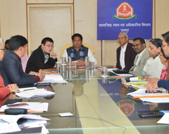 JAIPUR: राज्य सरकार विशेष योग्यजनों को आधारभूत सुविधाएं उपलब्ध कराने के लिए संकल्पबद्ध -सामाजिक न्याय एवं अधिकारिता मंत्री JAIPUR: राज्य सरकार विशेष योग्यजनों को आधारभूत सुविधाएं उपलब्ध कराने के लिए संकल्पबद्ध -सामाजिक न्याय एवं अधिकारिता मंत्री