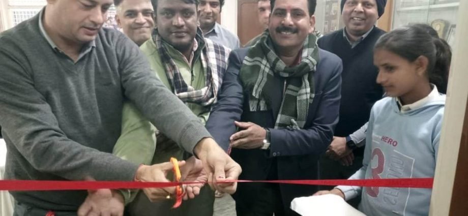 KOTPUTLI-BEHROR: मोहनपुरा में नि:शुल्क बालिका कोचिंग का शुभारंभ KOTPUTLI-BEHROR: मोहनपुरा में नि:शुल्क बालिका कोचिंग का शुभारंभ