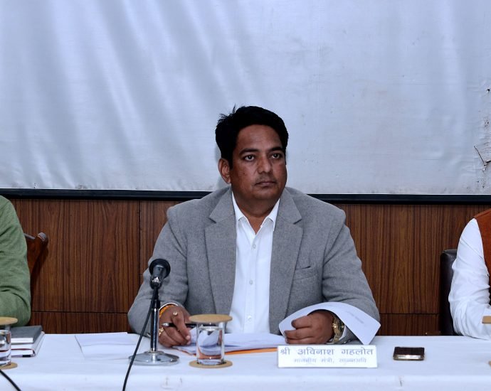 JAIPUR: सामाजिक उत्थान के लिए चलाई जा रही योजनाओं से पात्र लाभार्थी वंचित ना रहे JAIPUR: सामाजिक उत्थान के लिए चलाई जा रही योजनाओं से पात्र लाभार्थी वंचित ना रहे