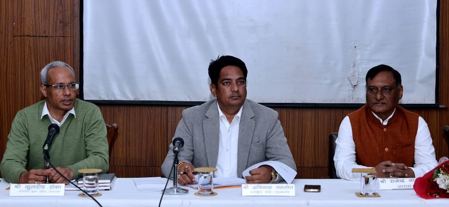 JAIPUR: सामाजिक उत्थान के लिए चलाई जा रही योजनाओं से पात्र लाभार्थी वंचित ना रहे JAIPUR: सामाजिक उत्थान के लिए चलाई जा रही योजनाओं से पात्र लाभार्थी वंचित ना रहे