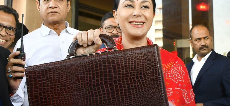 JAIPUR: स्वास्थ्य के क्षेत्र में की गई हैं अभूतपूर्व घोषणाएं JAIPUR: स्वास्थ्य के क्षेत्र में की गई हैं अभूतपूर्व घोषणाएं