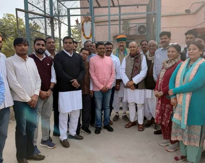 KOTPUTLI-BEHROR: किसान नेता स्व.राजेश पायलट की जयंती मनाई KOTPUTLI-BEHROR: किसान नेता स्व.राजेश पायलट की जयंती मनाई