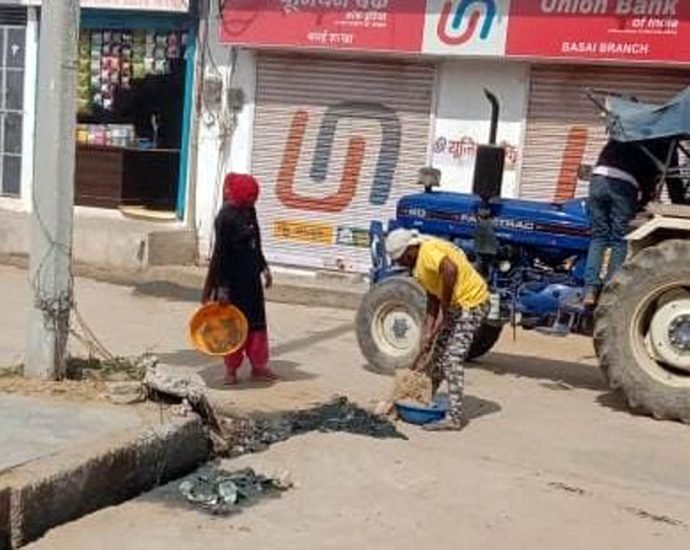 KOTPUTLI-BEHROR: पंचायतों में युद्ध स्तर पर चलाया सफाई अभियान KOTPUTLI-BEHROR: पंचायतों में युद्ध स्तर पर चलाया सफाई अभियान