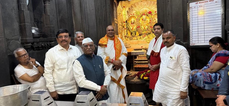 JAIPUR: राष्ट्र की सम्पन्नता और खुशहाली की कामना की JAIPUR: राष्ट्र की सम्पन्नता और खुशहाली की कामना की