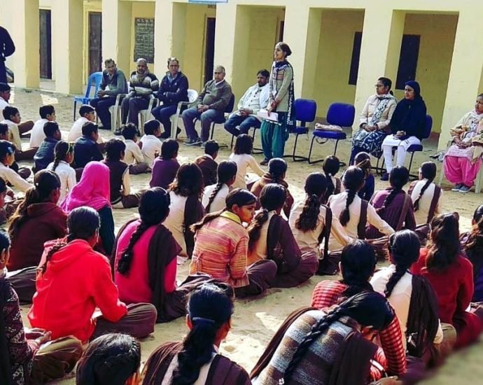 KOTPUTLI-BEHROR: विद्यार्थियों को दी विधिक जानकारी KOTPUTLI-BEHROR: विद्यार्थियों को दी विधिक जानकारी