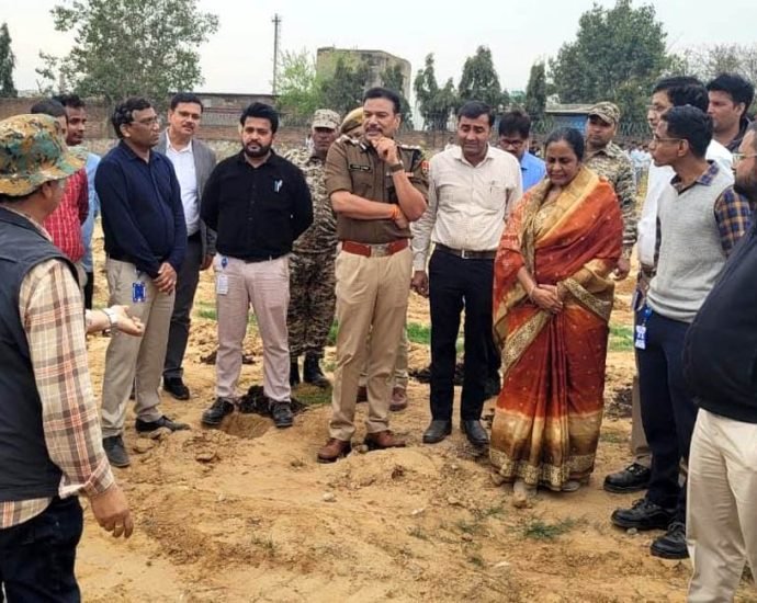 KOTPUTLI-BEHROR: इंडस्ट्रीज एरिया में ग्रीन जोन की शुरुआत KOTPUTLI-BEHROR: इंडस्ट्रीज एरिया में ग्रीन जोन की शुरुआत