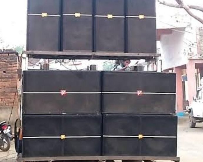 KOTPUTLI-BEHROR: कोर्ट परिसर में आसपास डीजे के संचालन से परेशानी बढ़ी KOTPUTLI-BEHROR: कोर्ट परिसर में आसपास डीजे के संचालन से परेशानी बढ़ी