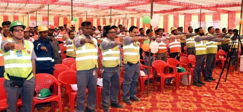 KOTPUTLI-BEHROR: जागरुकता संदेश के साथ राष्ट्रीय सुरक्षा सप्ताह संपन्न KOTPUTLI-BEHROR: जागरुकता संदेश के साथ राष्ट्रीय सुरक्षा सप्ताह संपन्न