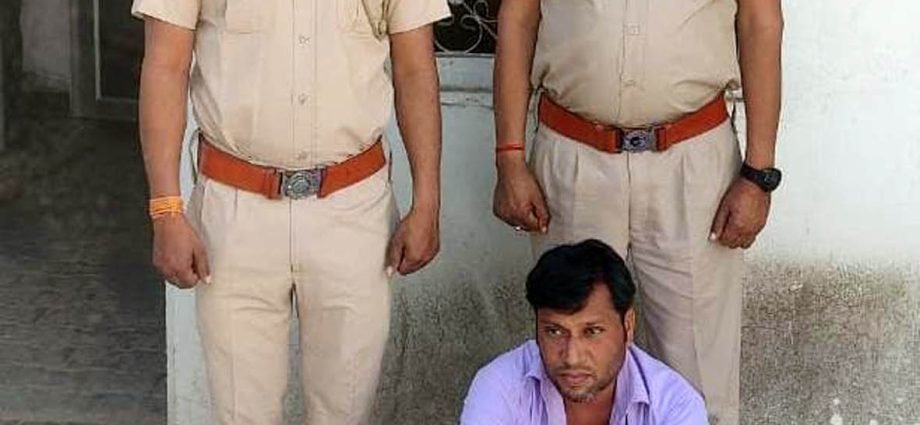 KOTPUTLI-BEHROR: अवैध शराब पर शिकंजा, एक आरोपी गिरफ्तार KOTPUTLI-BEHROR: अवैध शराब पर शिकंजा, एक आरोपी गिरफ्तार