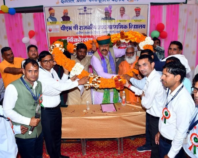 KOTPUTLI-BEHROR: वार्षिक उत्सव में पहुंचे विधायक, विकास कार्यों की सौगात KOTPUTLI-BEHROR: वार्षिक उत्सव में पहुंचे विधायक, विकास कार्यों की सौगात